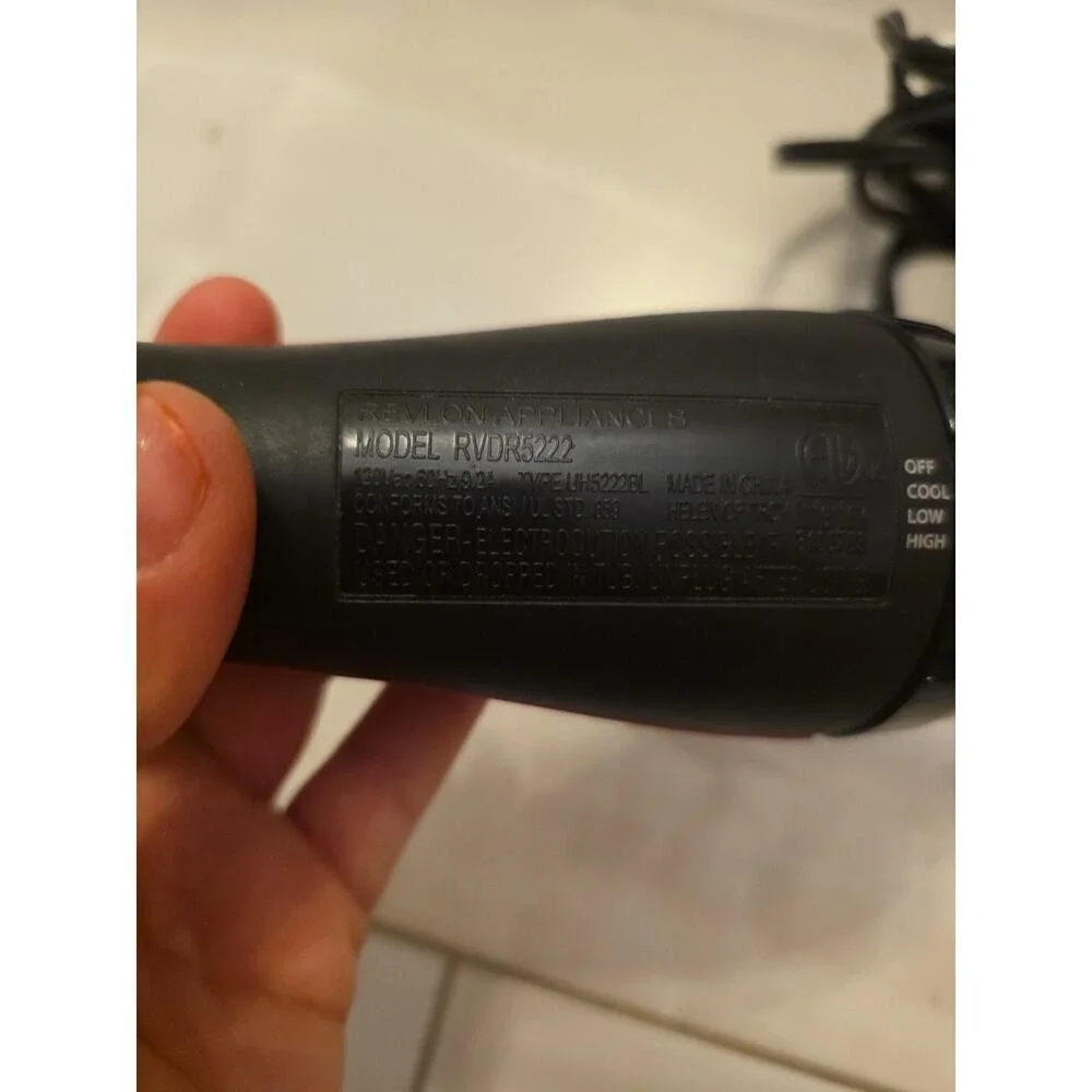 REVLON One-Step Hair Dryer‎ & Volumizer Titanium Max Edition RVDR5282 B3